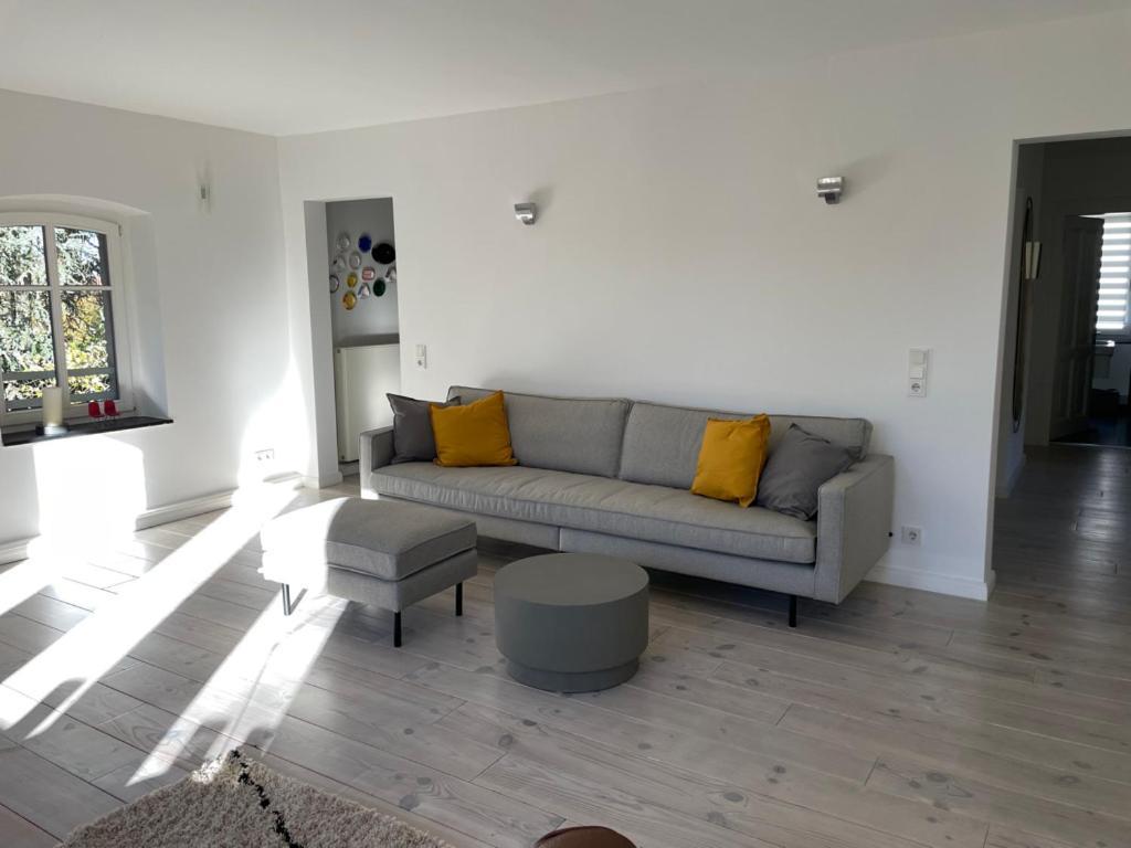 Ferienwohnung Haus Mit Tuermchen Solingen Exterior foto